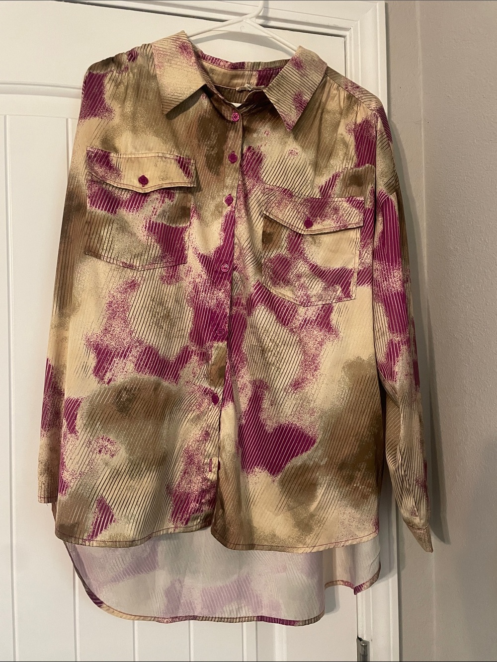 JODIFL Pink and Tan Abstract Button-Down Shirt